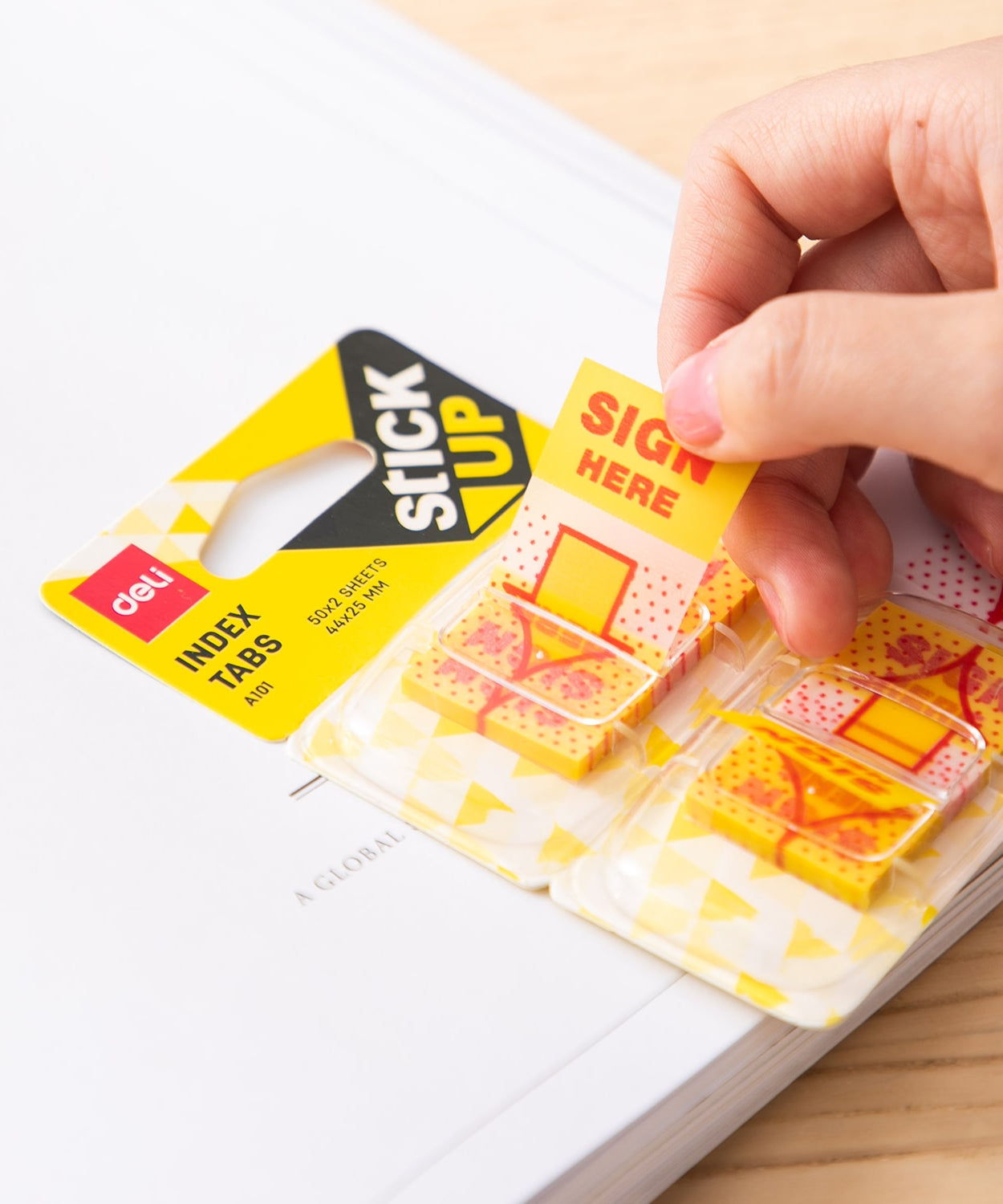 Index adeziv plastic 25 x 44 mm "Semneaza aici" 2x50 file Deli