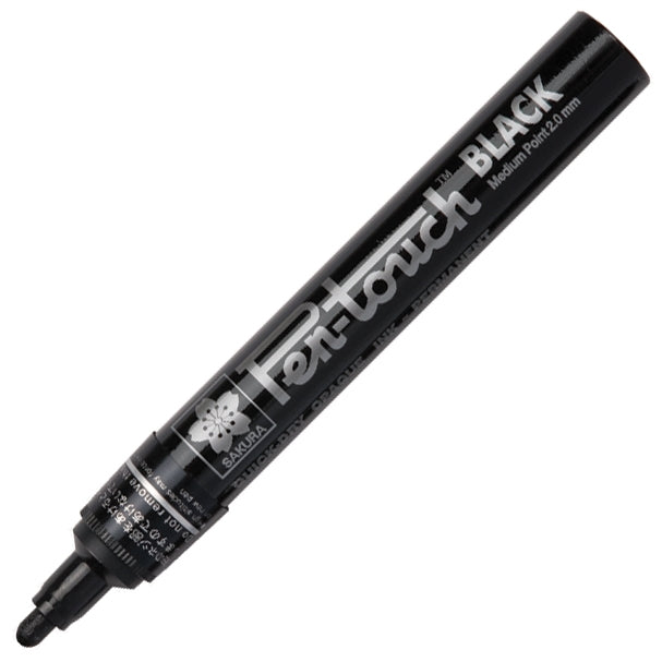 Marker Sakura Pen-Touch pentru suprafețe netede (plastic, piatră, metal), oferind o acoperire opacă și uniformă, esențial pentru tehnica dot-painting sau contur.