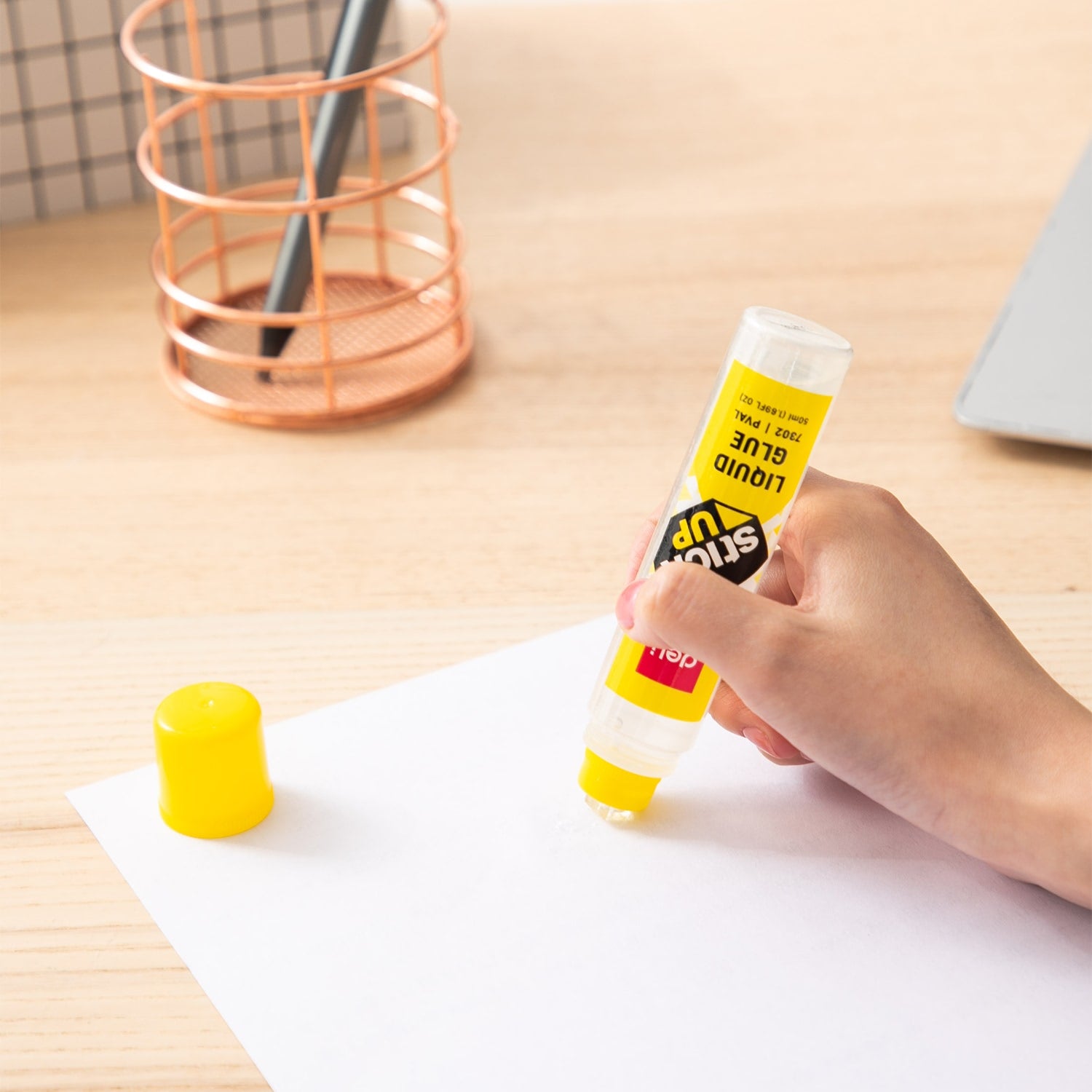 -  din categoria , excelent pentru proiecte artistice si craft, alegere inspirata pentru papetarie moderna