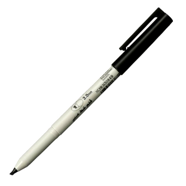 Acuarella - culori acrilice, accesorii papetarie, pensule, carioci si markere etc Carioci Sakura Calligraphy Pen 1 mm - Sakura Calligraphy Pen – instrument profesional pentru caligrafie și desen din categoria Arts & Entertainment > Hobbies & Creative Arts > Arts & Crafts > Art & Crafting Tools, ideal pentru scoala si teme zilnice, alegere inspirata pentru papetarie moderna