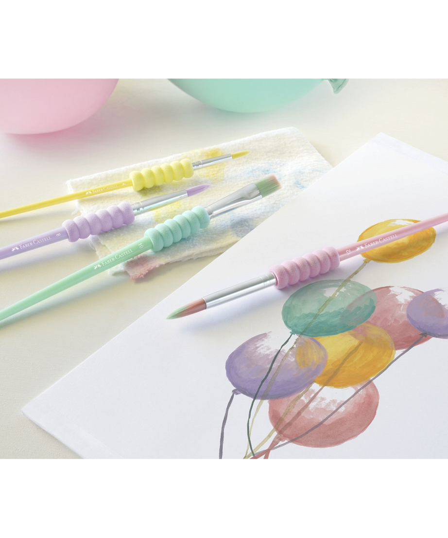 Set 4 pensule Soft Touch Pastel Faber-Castell, ideale pentru pictură, artă handmade, școală și proiecte creative. Pensulele au mâner ergonomic Soft Touch și peri de calitate, perfecte pentru acuarelă, acrilic, guașă și hobby artistic. Accesorii esențiale pentru artiști și pasionați de desen.