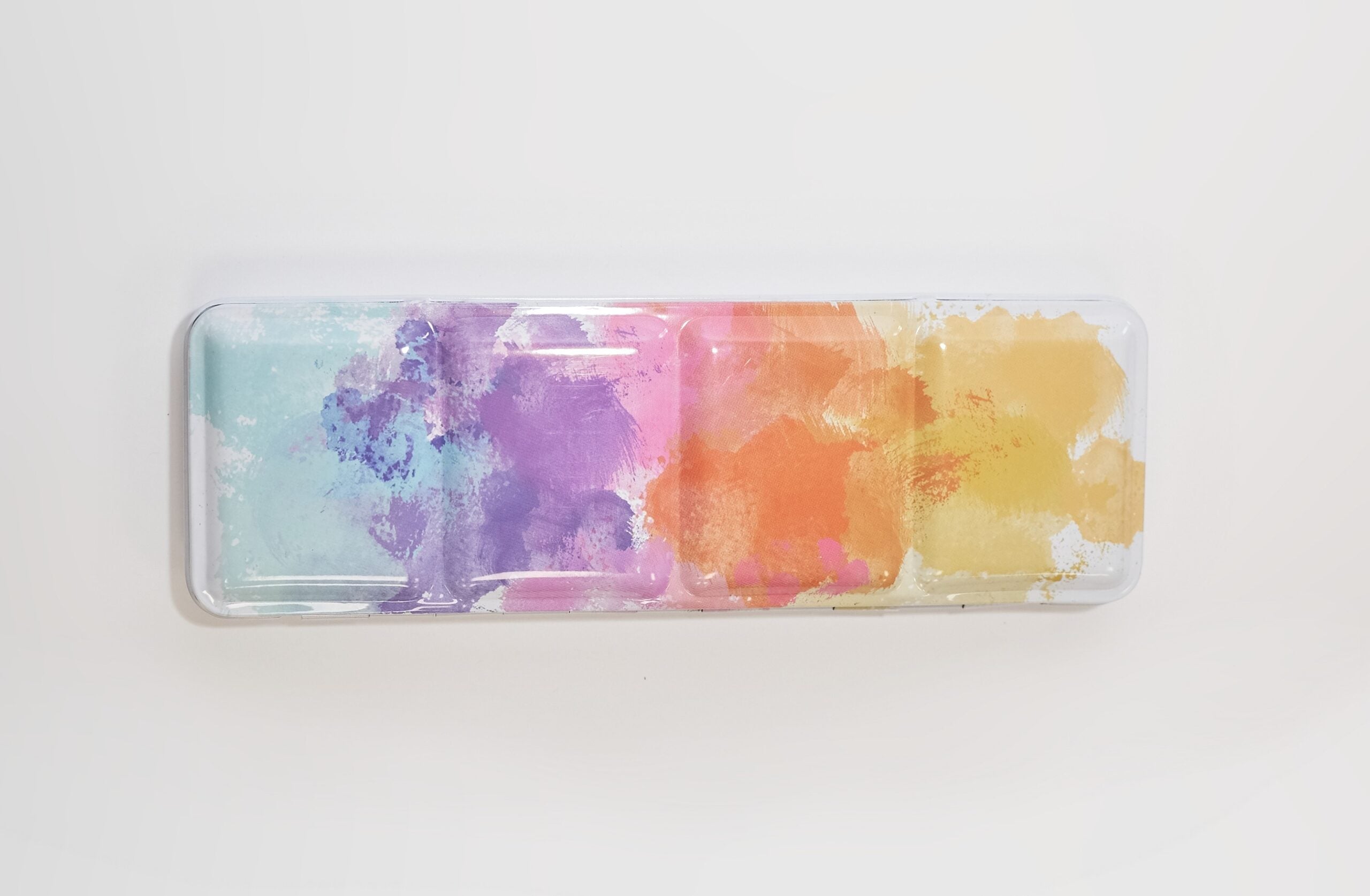 cutie colorata acuarele