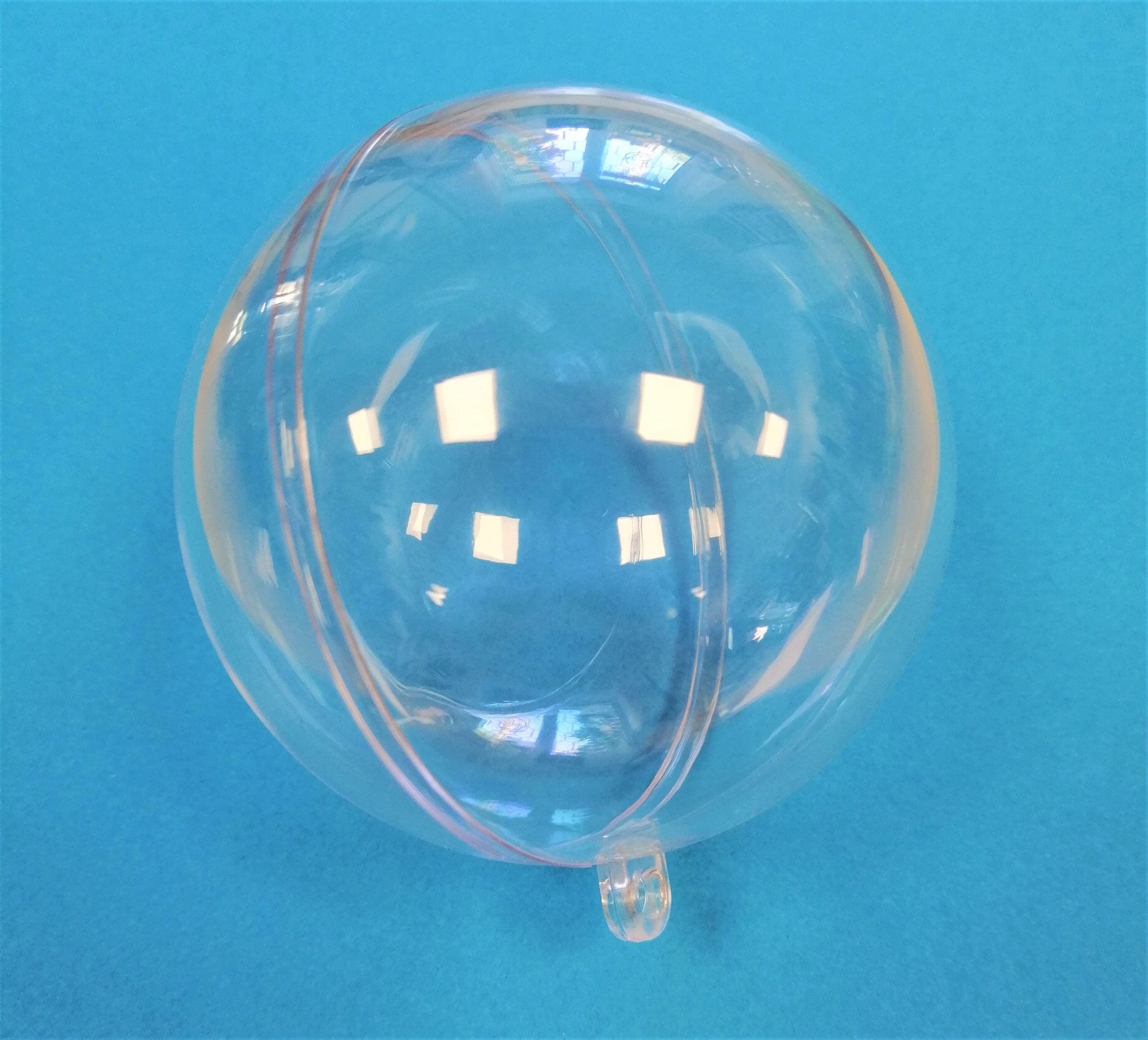 Bila din plastic transparent